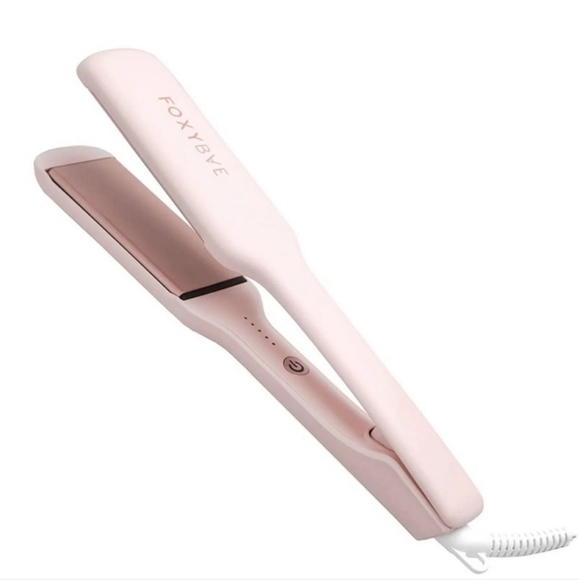 FOXYBAE Blush Pink Wide Plate Flat Iron - New in box - Picture 1 of 2